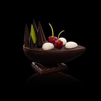 L'oeuf forêt noire - Chocolat noir, amandes et noisettes enrobées, chocolats, oeufs nougatine, oeufs pralinés, 420 gr 68.-