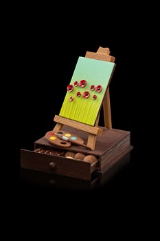 Les coquelicots - Chocolat noir blanc et blond, amandes enrobées, choconougat, mini tablette et coeur en chocolat. 380g 54.-