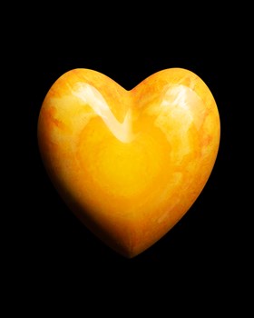 Coeur en chocolat - Chocolat noir lait et blanc, amandes enrobées et petit coeur en chocolat 110g 19.-