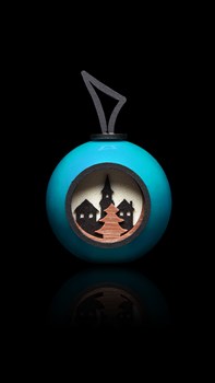 La boule bleu - Chocolat Noir et blanc, amandes et noisettes enrobées et divers petits chocolats. 114g 22.-